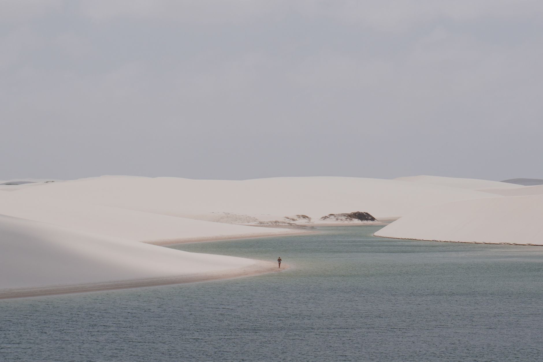Lagoas nos Lençóis Maranhenses